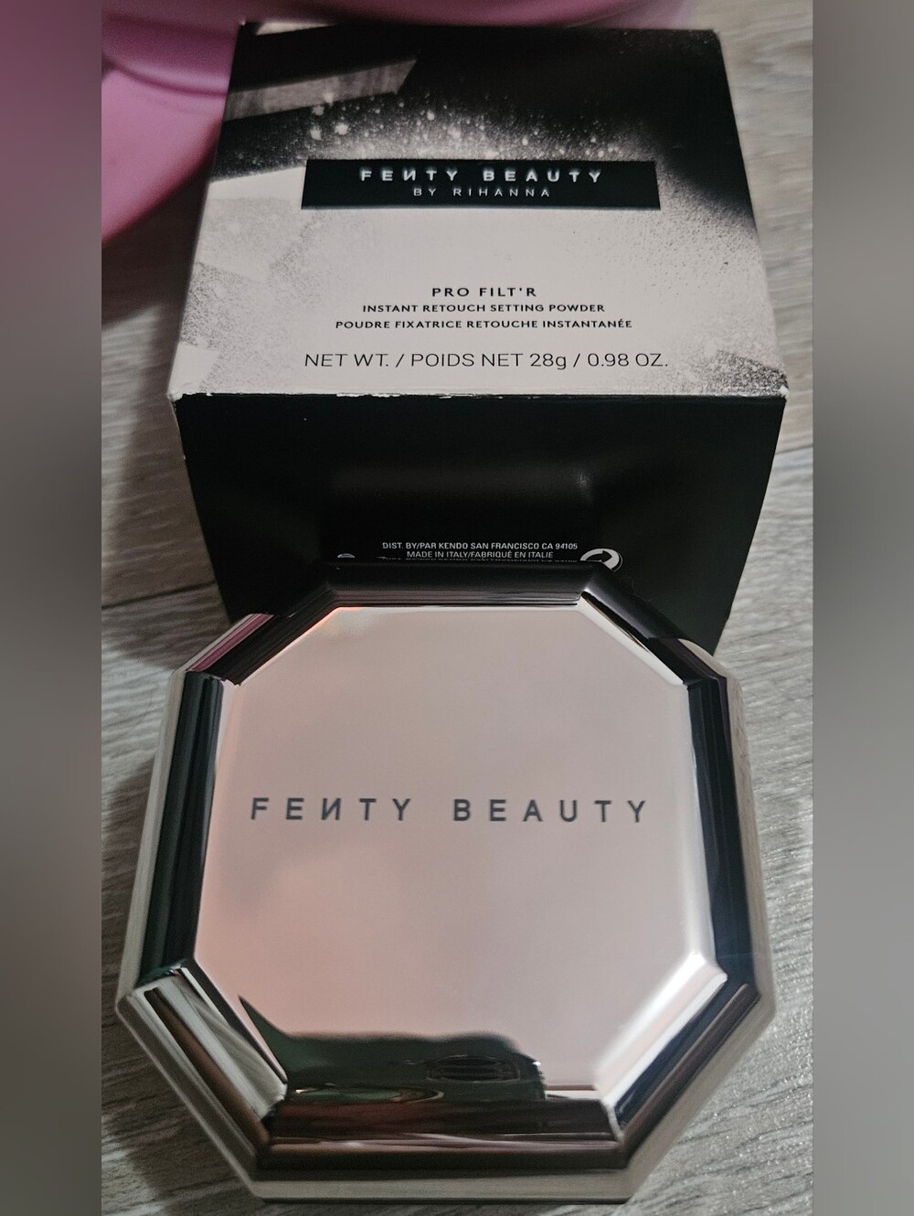 Fenty Beauty Pink Chrome Pro Filt'r Instant Retouch Setting Powder Hazelnut